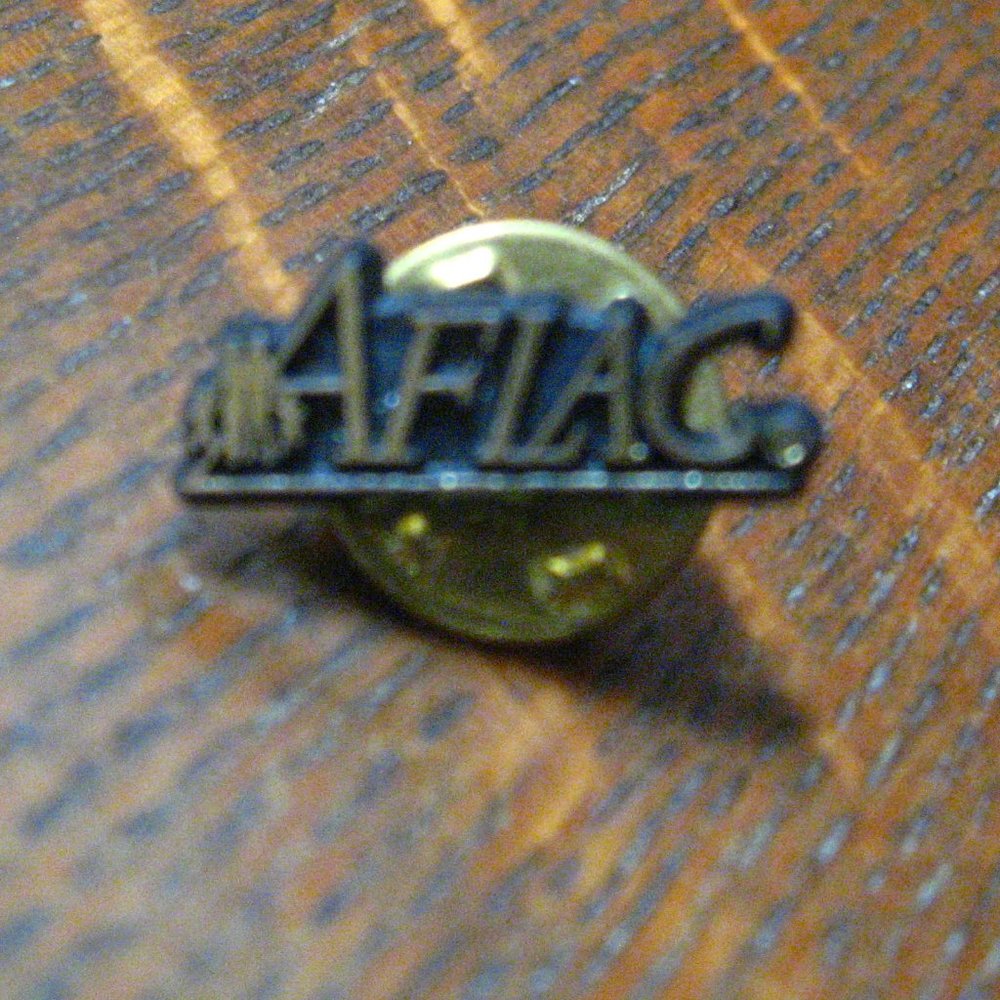 🦆 AFLAC Company Vintage Lapel Pin